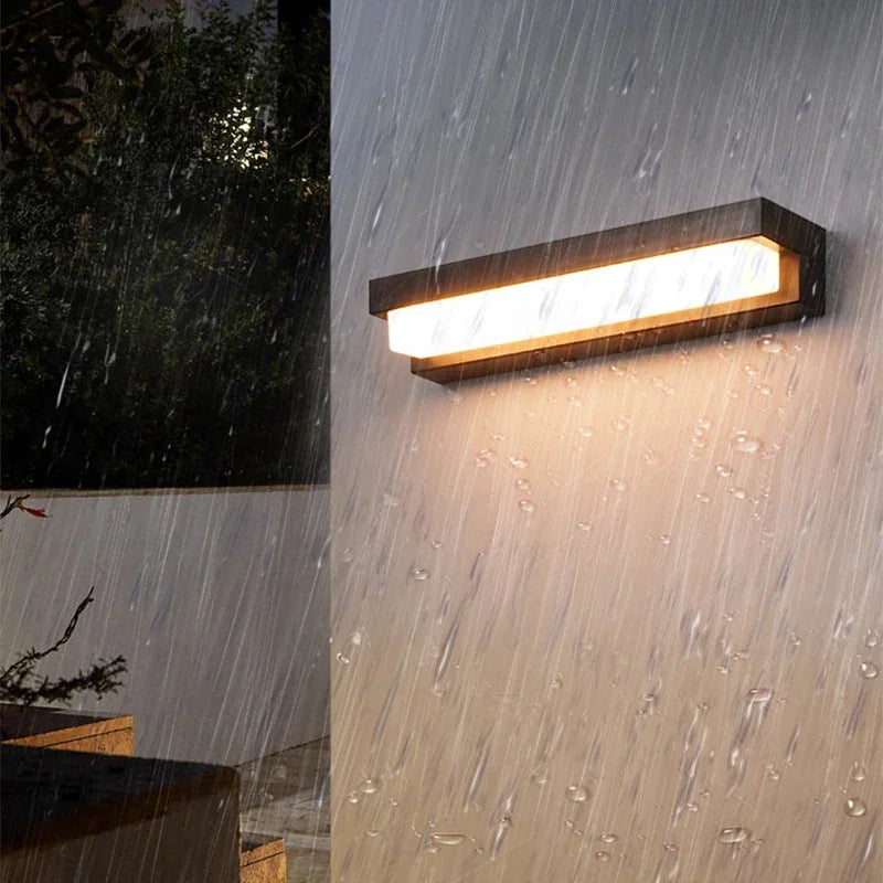 Modern Solar LED Wall Light for Outdoor Villa and Garden Decor