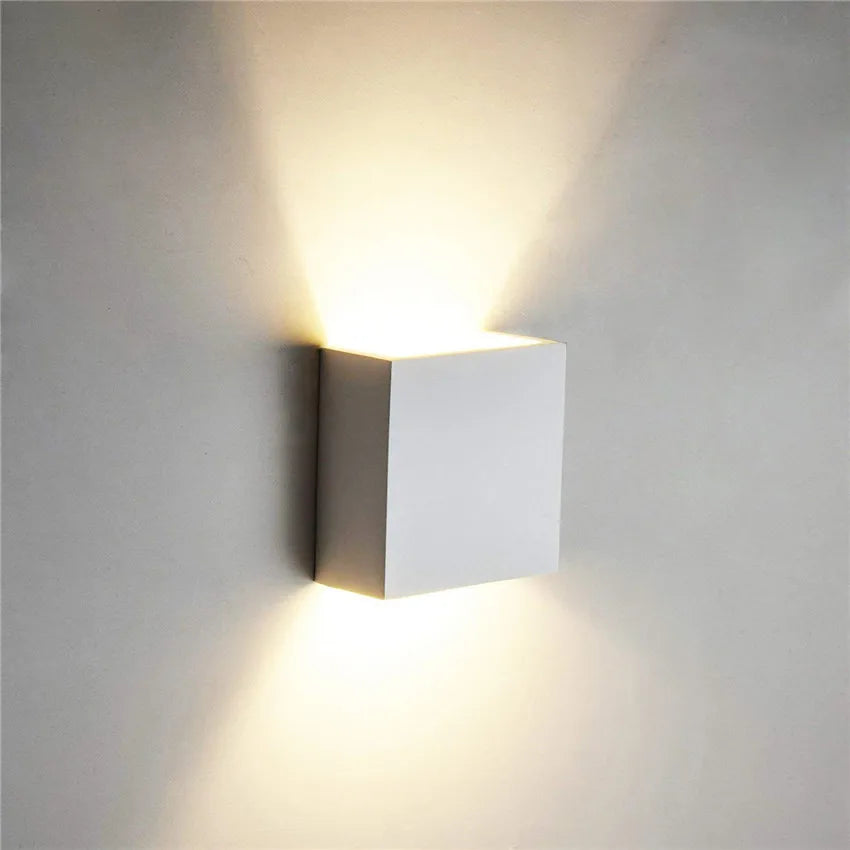 Modern Aluminium Cube LED Wall Lamp for Bedroom and Living Room