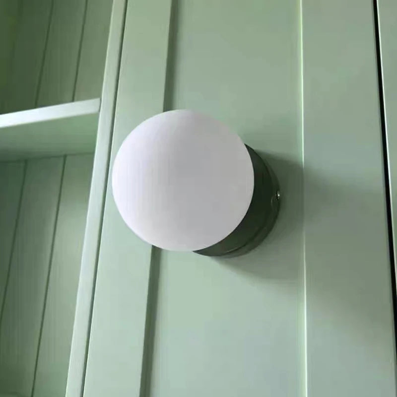 Modern Nordic Sconce Light for Minimalist Living Spaces