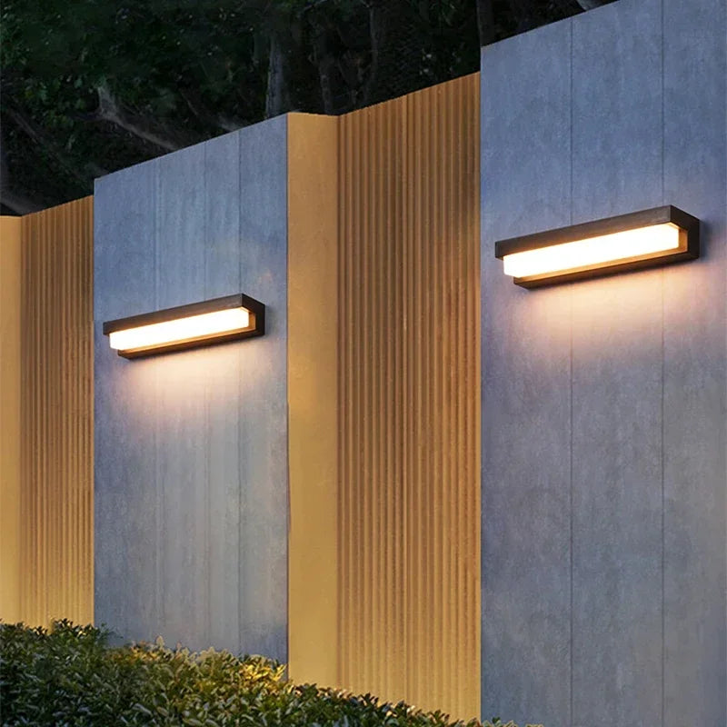 Modern Solar LED Wall Light for Outdoor Villa and Courtyard Decor