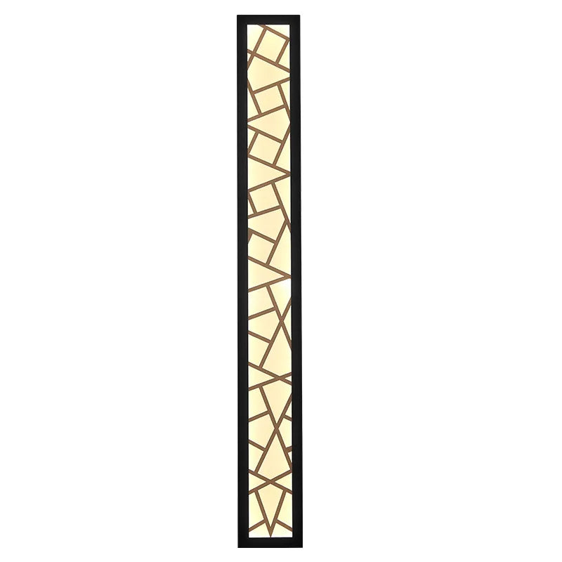 Minimalist Linear Outdoor Wall Sconce for Modern Porches and Garden Lighting