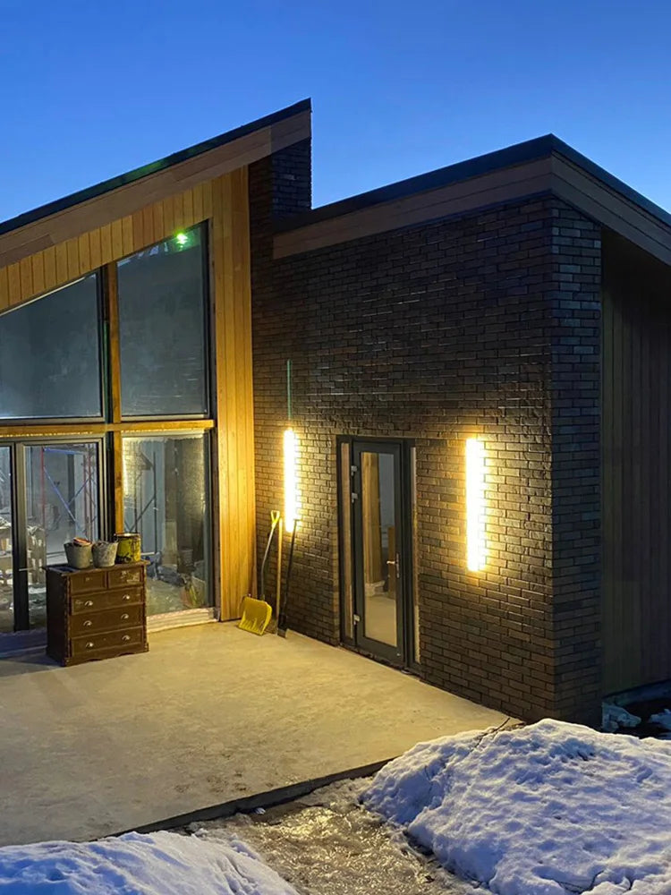 Minimalist LED Outdoor Wall Lamp for Modern Garden and Terrace Lighting