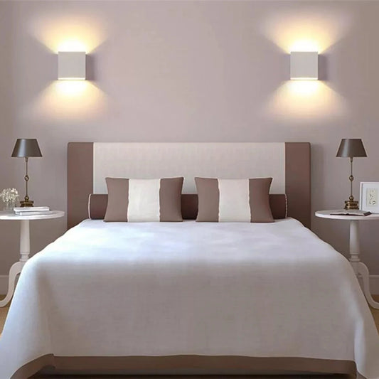 Modern Aluminium Cube LED Wall Lamp for Bedroom and Living Room